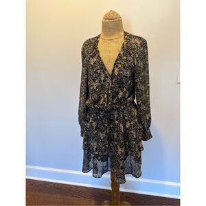 ASTR floral ruffle long sleeve dress sz small - black gold floral NEW